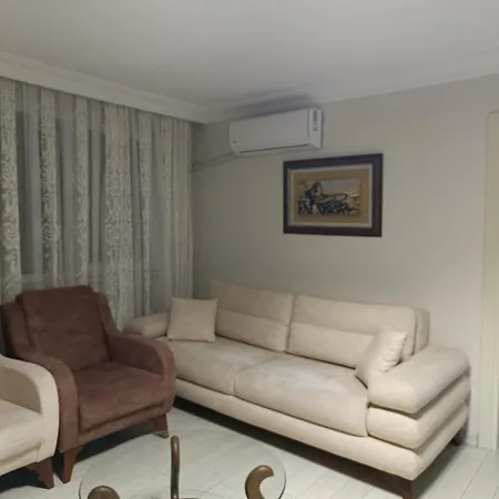 Διαμέρισμα Garden House *