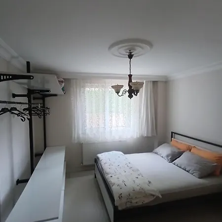Διαμέρισμα Garden House *