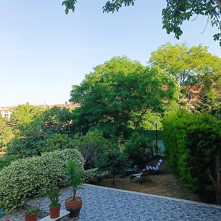 Apartmán Garden House *